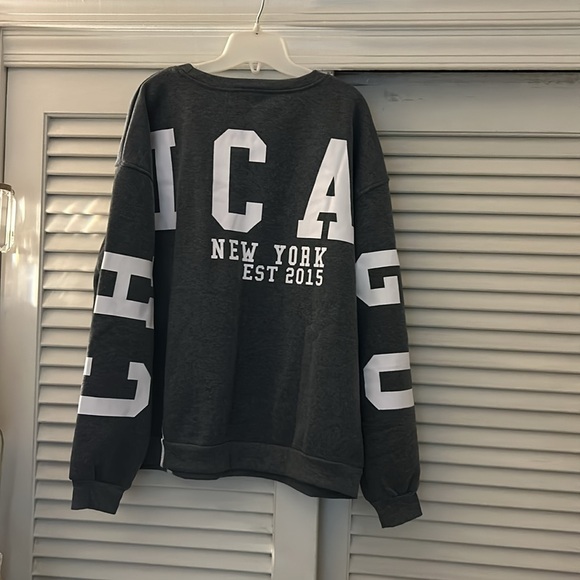 NWOT - Bettlity Letter Print Sweat Shirt - Picture 3 of 5